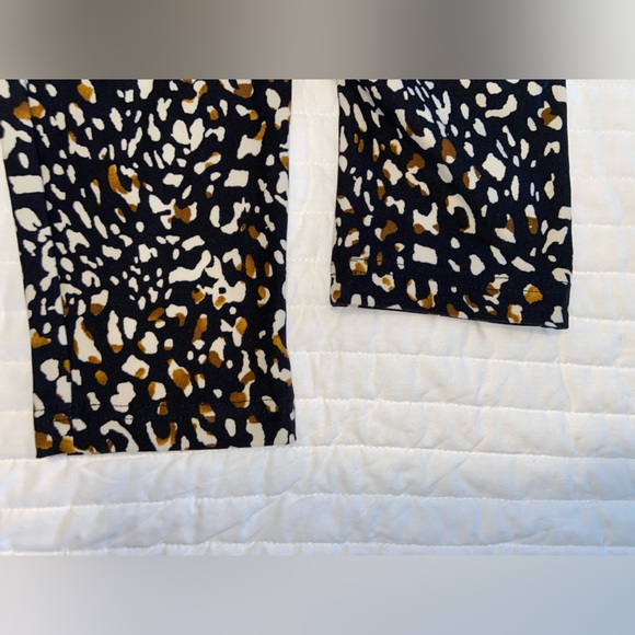 Women’s animal print leggings, Terra Sky Brand, Size: 1X/16-18, New with tags. - Picture 3 of 8